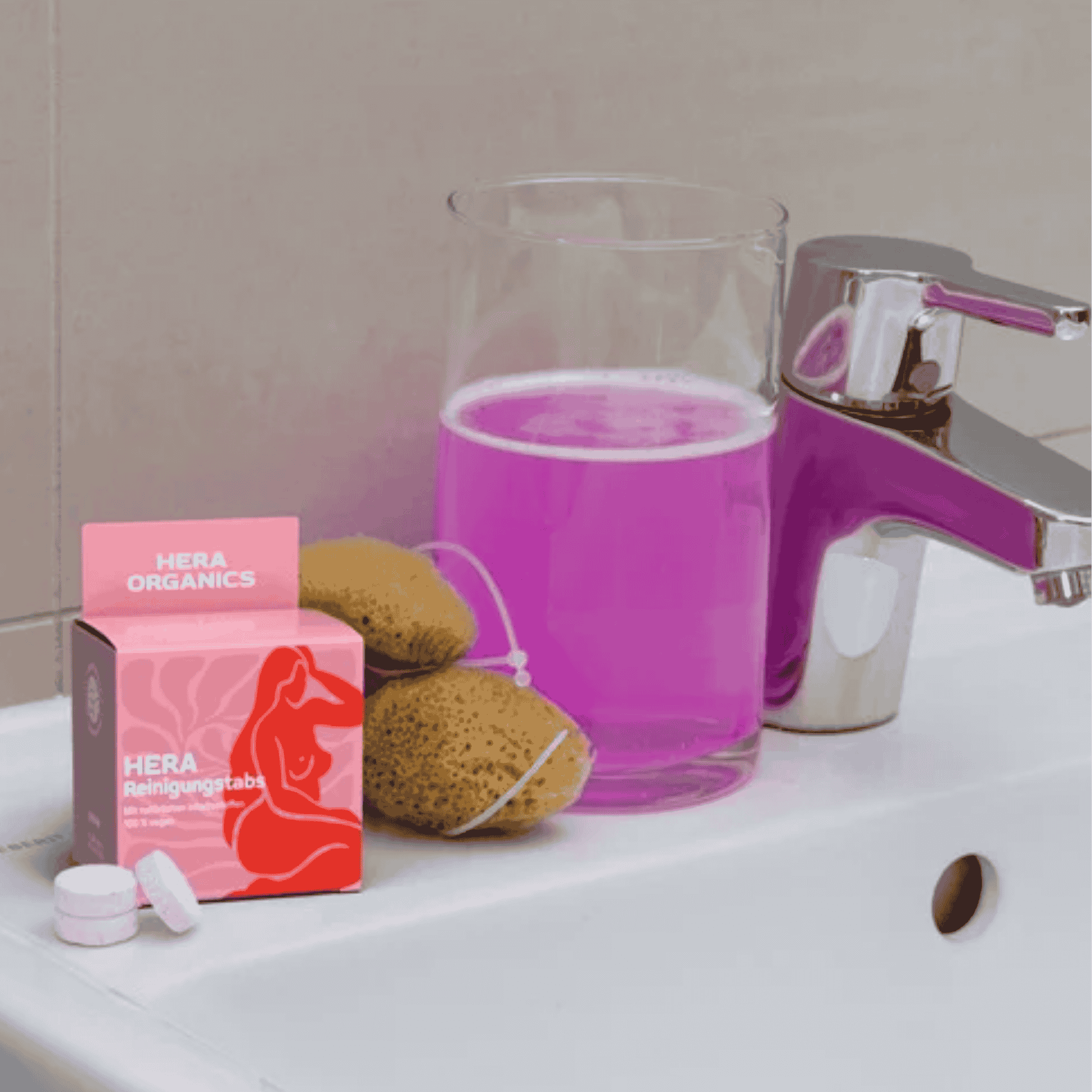 Menstruations­schwamm richtig reinigen: Zwischen Essig und moderner Pflege