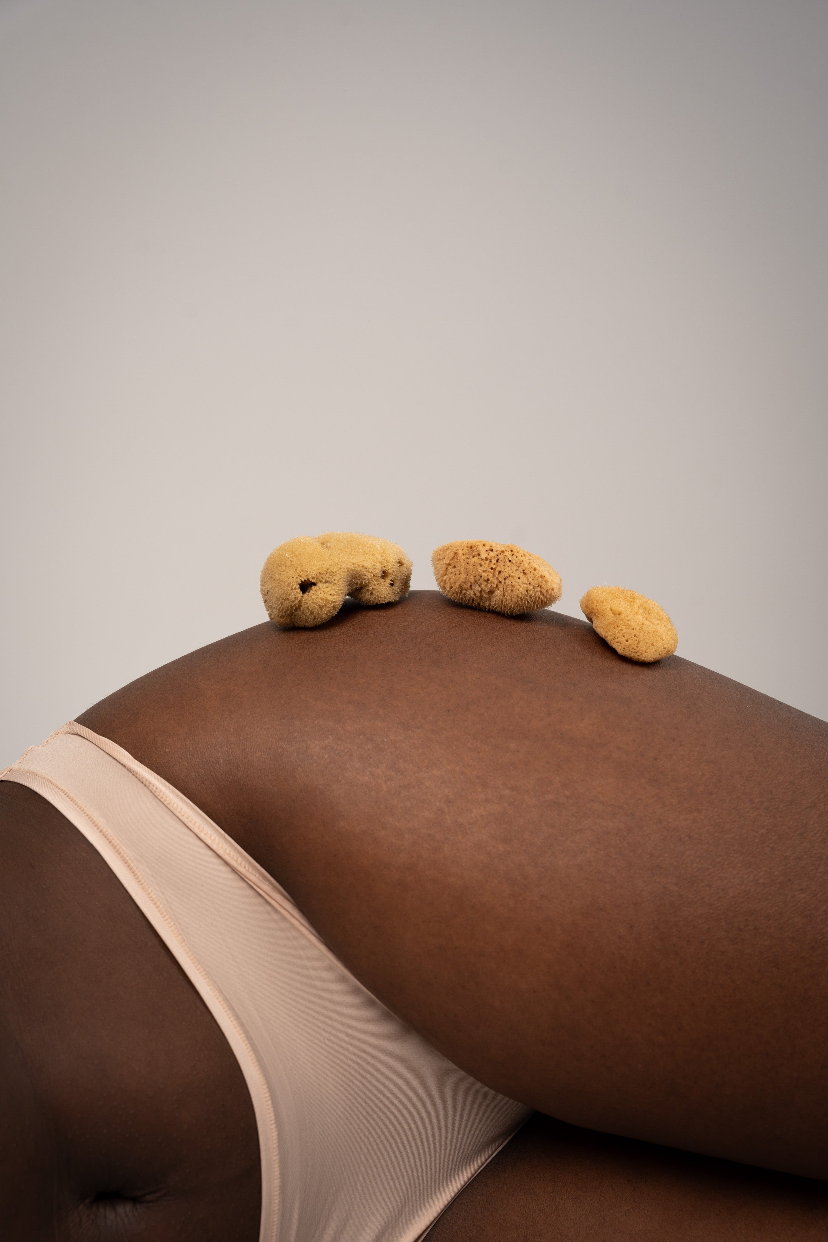 Jeden Monat krank wegen der Periode - Warum Menstruations­urlaub kein Luxusfrei ist